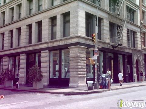 CHANEL Boutique