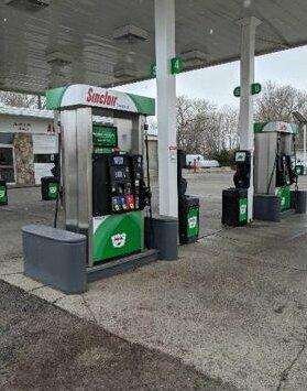 Sinclair Gas Station