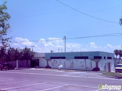 E H McLin-Campbell Park Pool