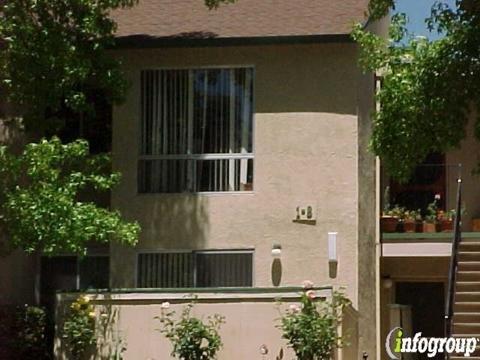 Woodridge East Apartments