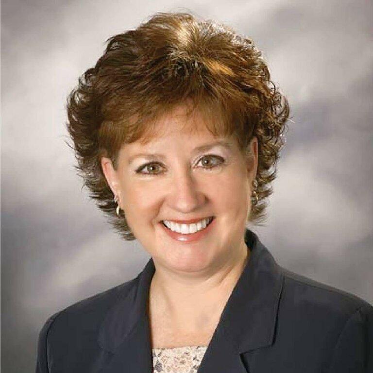 Lori D - Coldwell Banker Realty