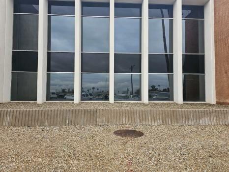 Top Quality Tint & Blinds