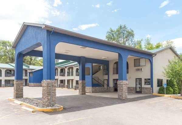 La Quinta Inn & Suites By Wyndham Ruidoso Downs