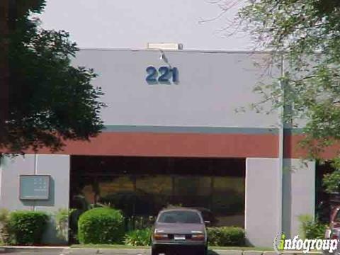 T & R Communications Inc