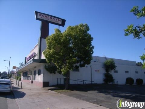 World Gym Fitness Center