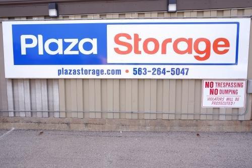 Plaza Storage