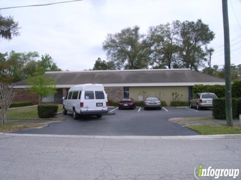 Daniel A Nieves-Quinones MD