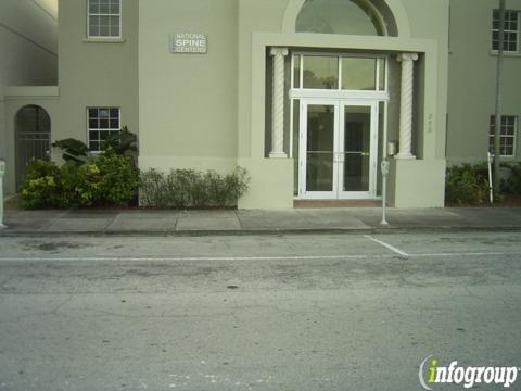 Zumpano Patricios & Winker