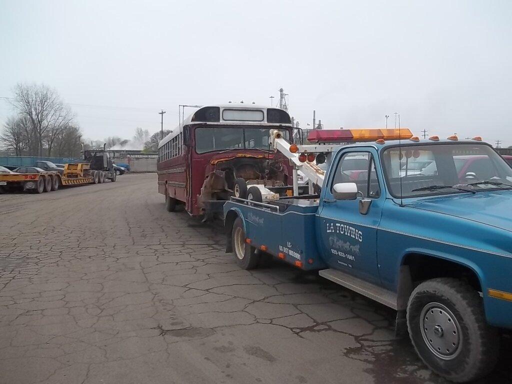 L A Towing