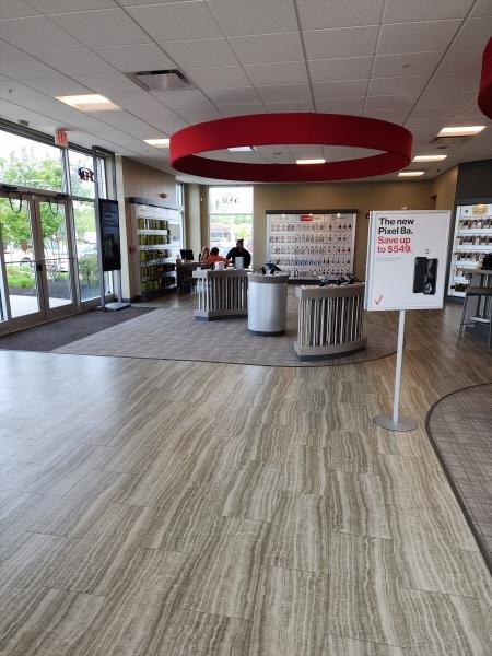 Cellular Sales-Verizon Authorized Retailer