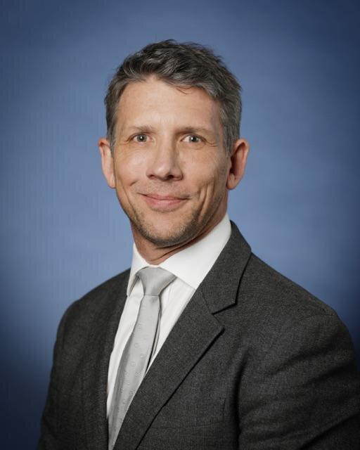 Merrill Lynch Financial Advisor Steven Deelstra