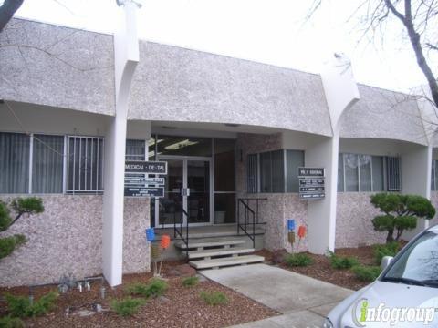 Hong Yih-Loing Lawrence, DDS