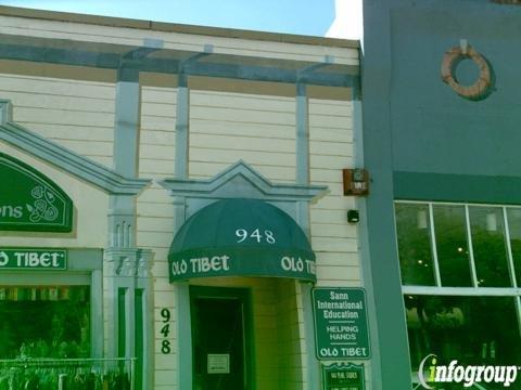 Narayan's Gateway To Nepal