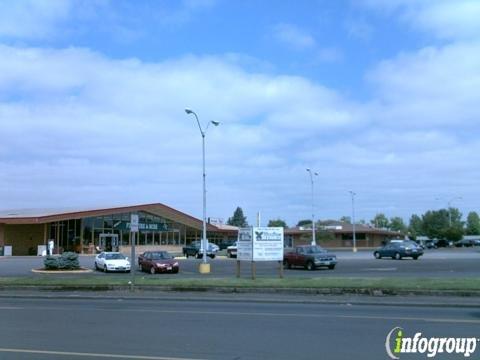 United Finance Co - Woodburn