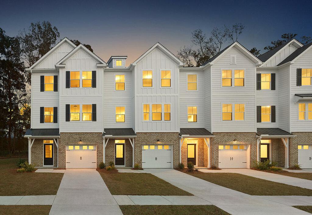 Village Club at Wescott By Ashton Woods