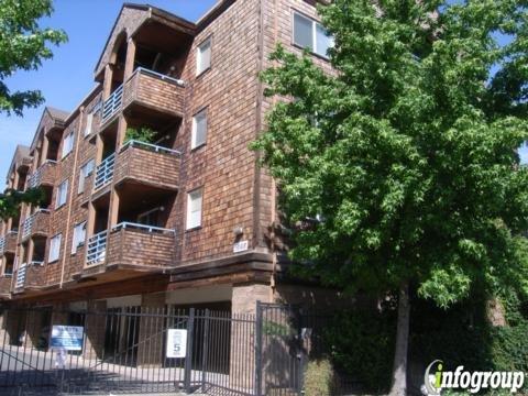 Castlewood Apartments