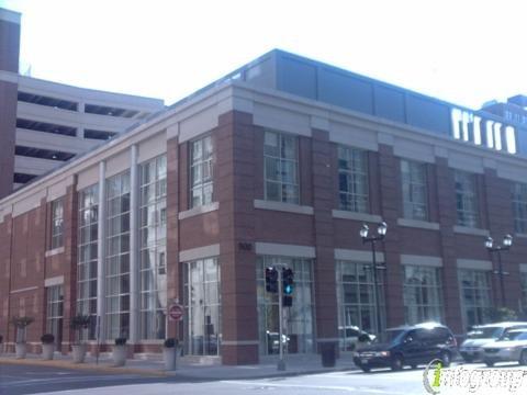 9th & St Charles Parking Garage