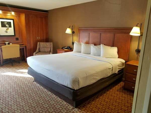 MainStay Suites Springfield