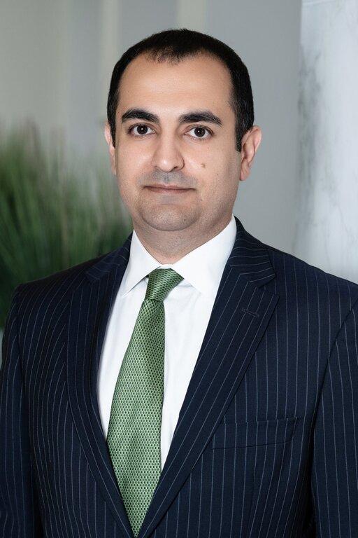 Merrill Lynch Financial Advisor Mahan Hosseini