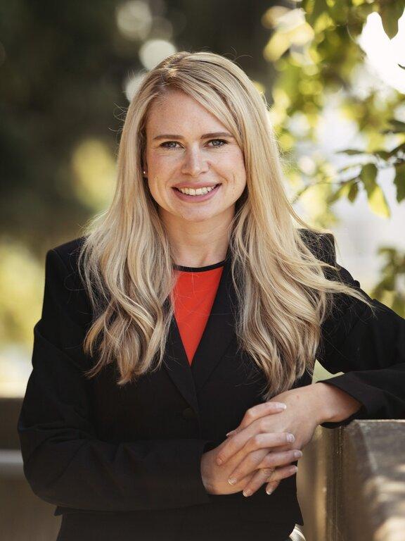 Merrill Lynch Financial Advisor Amrita McSharry