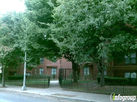 Claypoole Apartments