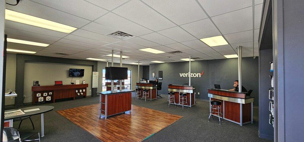 Russell Cellular-Verizon Authorized Retailer