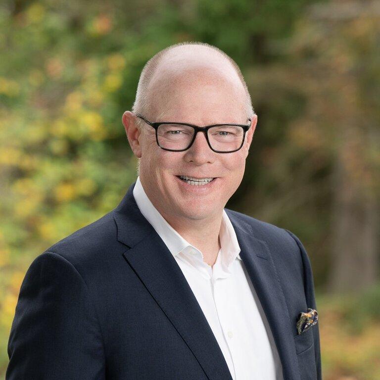 Merrill Lynch Financial Advisor Sean Kelly