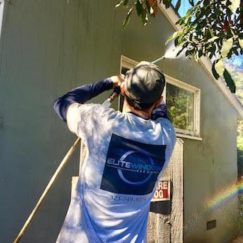La Elite Window Cleaning Inc