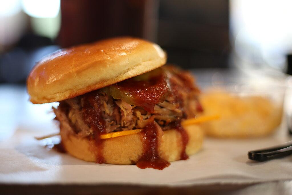 Smokin T's BBQ & Bar