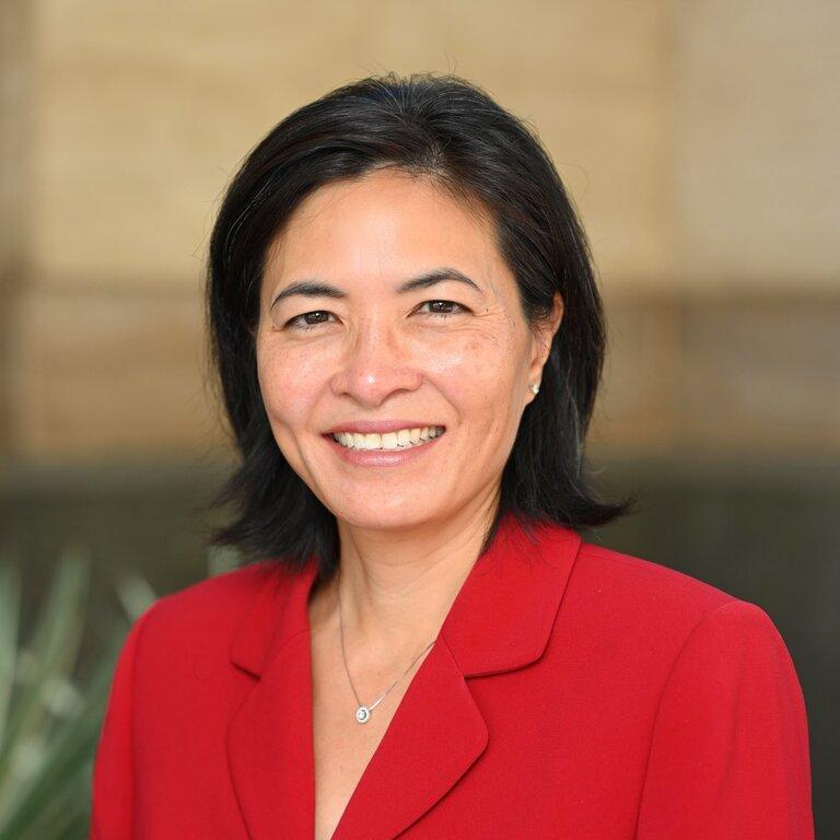 Merrill Lynch Financial Advisor Alisa Chanpong