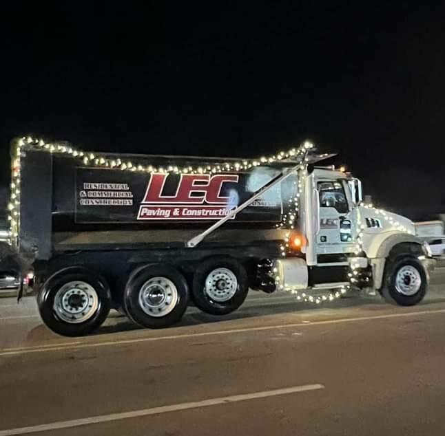 Lincoln Excavating Paving & Construction