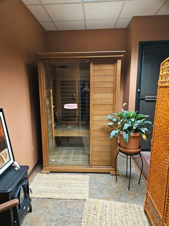 Cannery Row Chiropractic-Dr Kirsten Forman