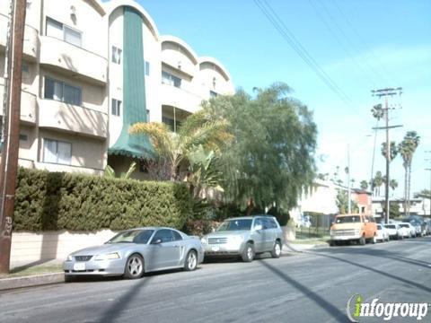 Russell Manor Apartments