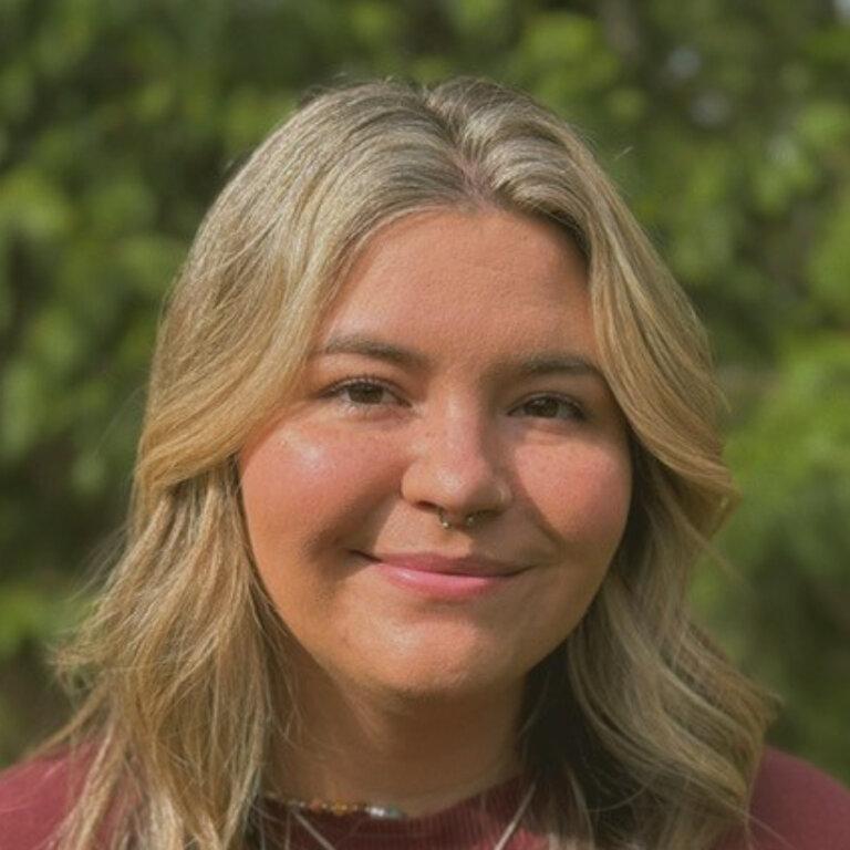 Chloe Johnson, Counselor