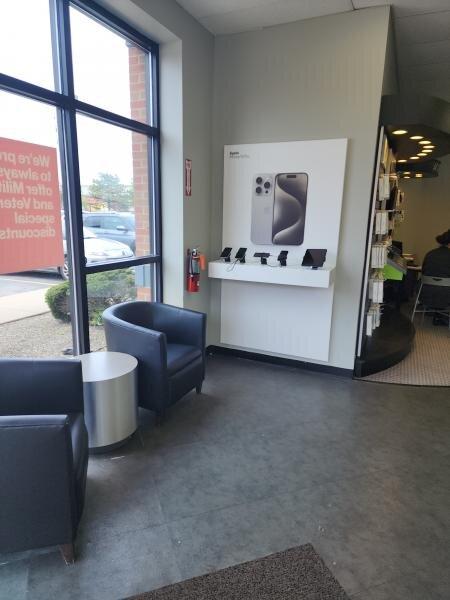 Cellular Sales-Verizon Authorized Retailer