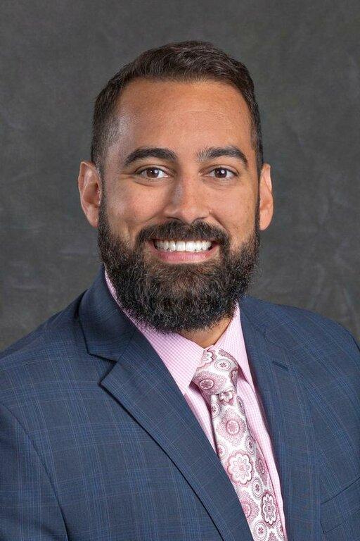 Edward Jones-Financial Advisor: Julian Acosta