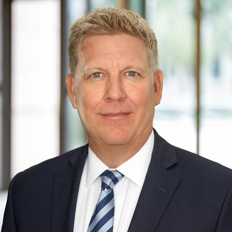 Merrill Lynch Financial Advisor Robert Burns