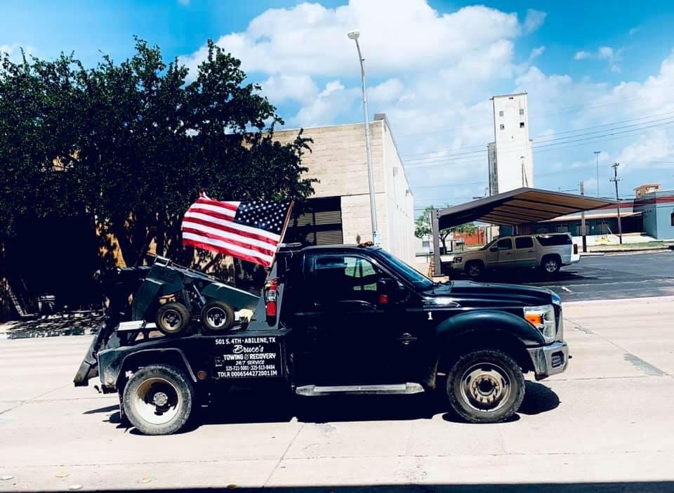 Bruce's Towing