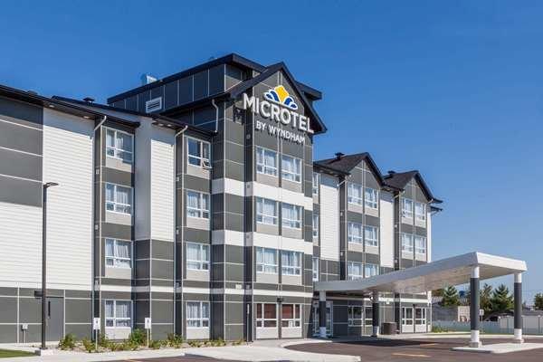 Microtel by Wyndham Casselman