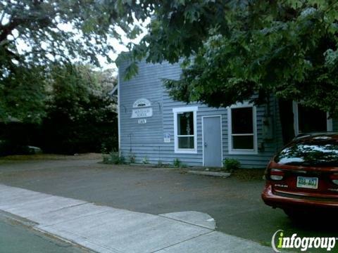 McMinnville Montessori School