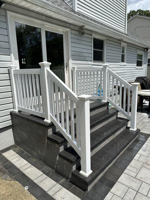 Superior Fence & Rail