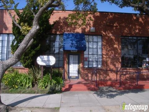 Tom Leader Studio office