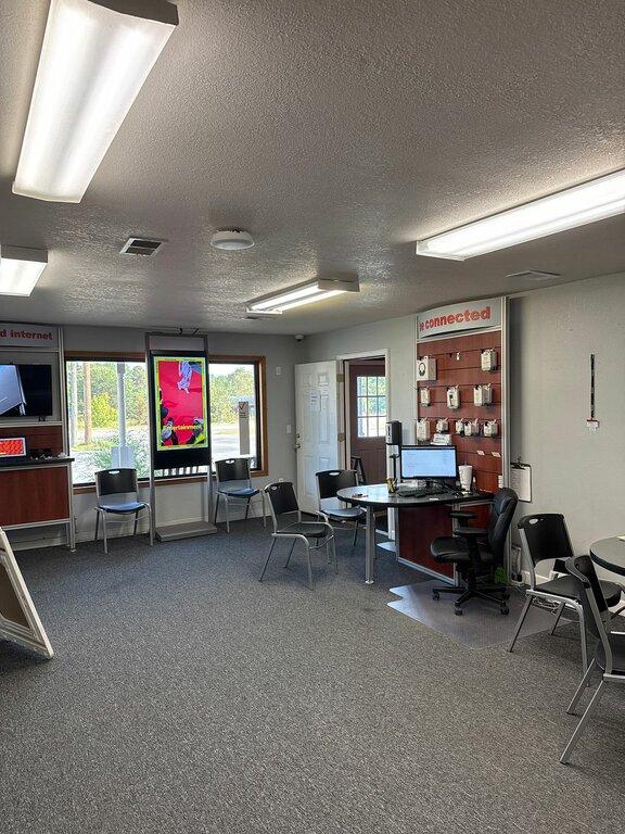 Russell Cellular-Verizon Authorized Retailer