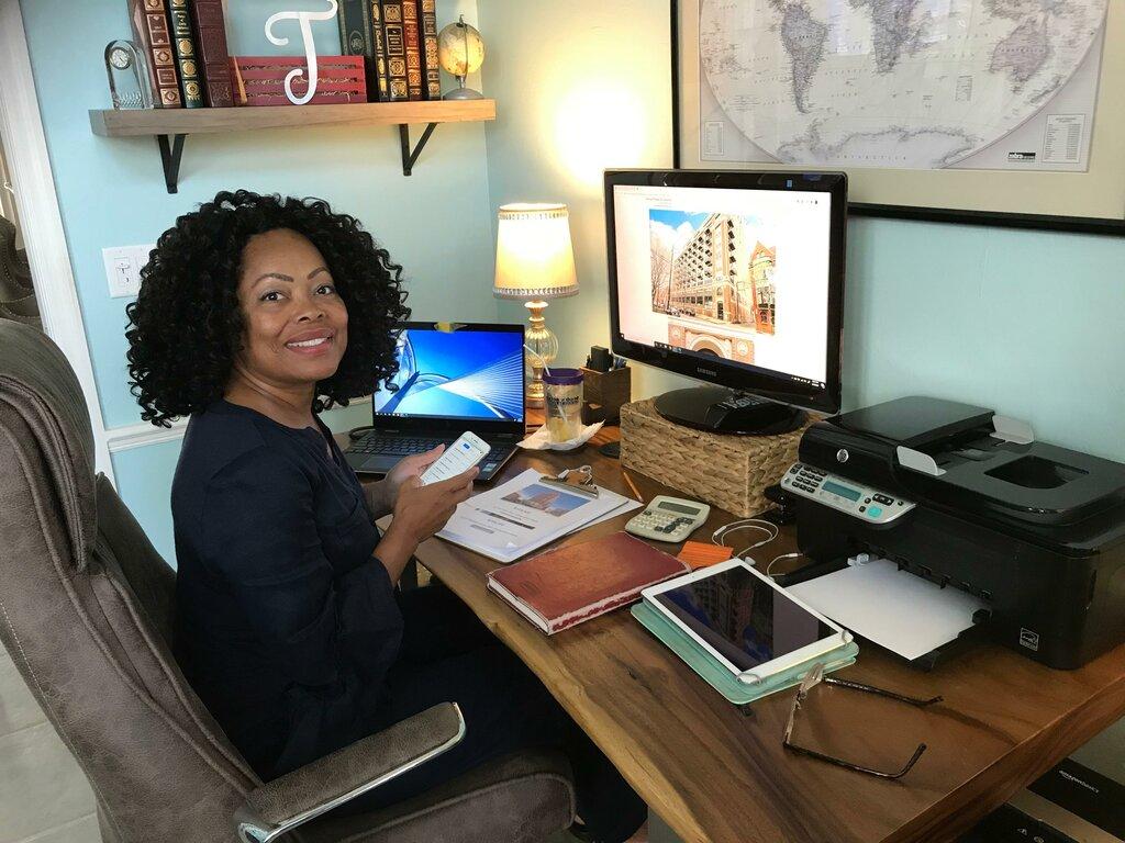 Chicago Homes and Lifestyle