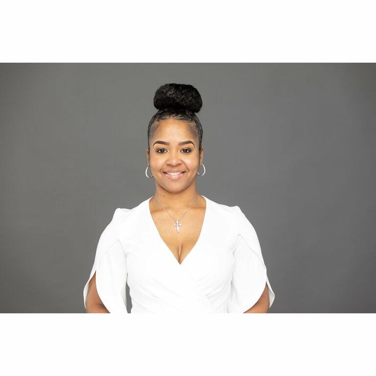 Reina Sturdivant-Intuit Turbotax Verified Pro