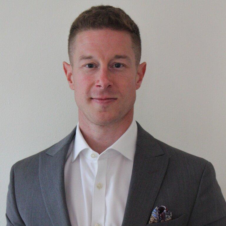 Merrill Lynch Financial Advisor Joshua Richardson