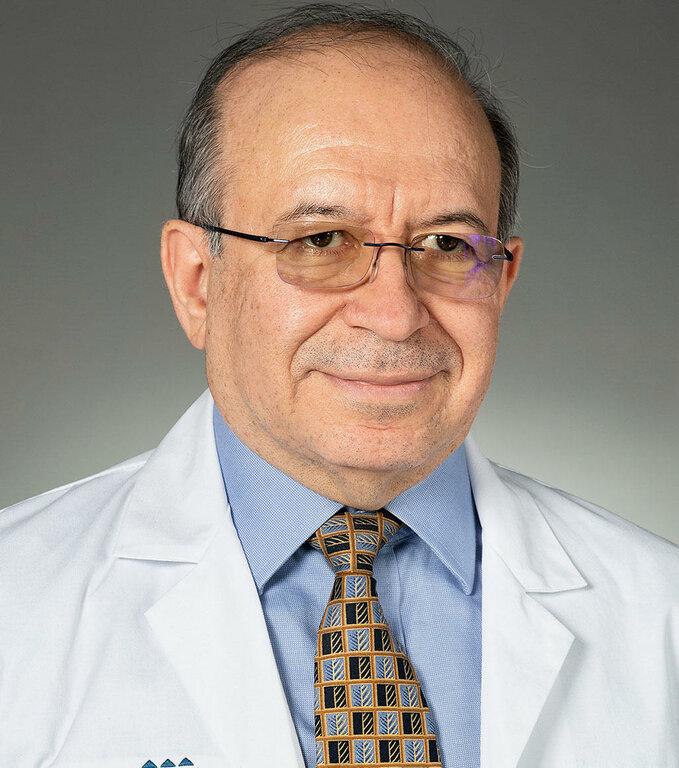 Dr Julio Castillo