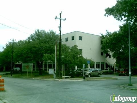 Leonard E Deal, MD, PA