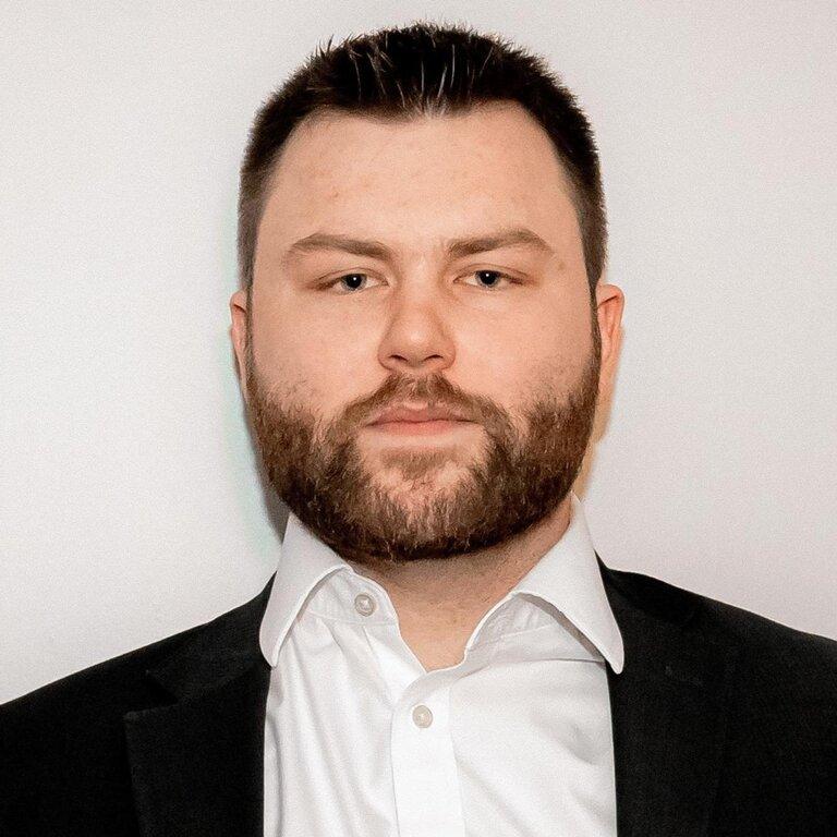 Merrill Lynch Financial Advisor Daniel Evans