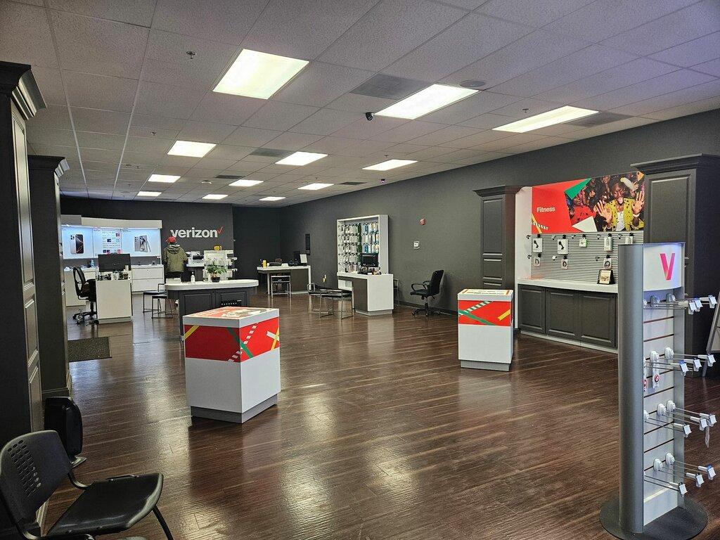 Russell Cellular-Verizon Authorized Retailer